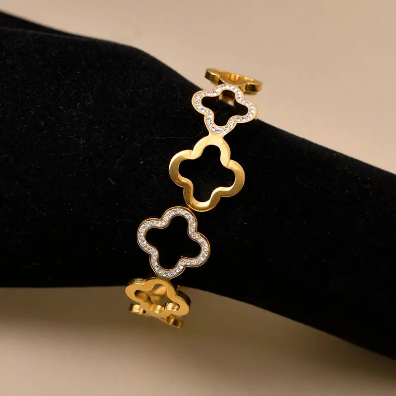 Stylish Stainless Steel Hollow Clover Bracelet, Suitable for Casual Attire