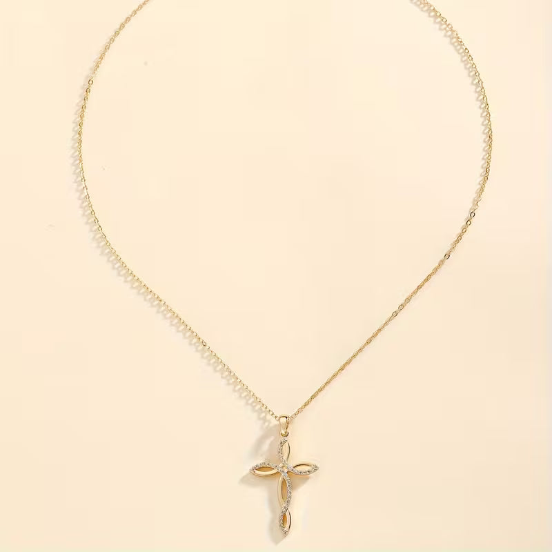 New Minimalist And Stylish Copper Necklace with Micro-Set Stones