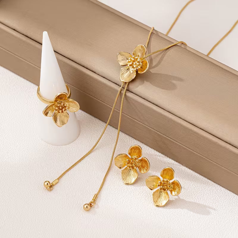 Simple and Gorgeous Women's 4pcs/SET Golden Jewelry Set