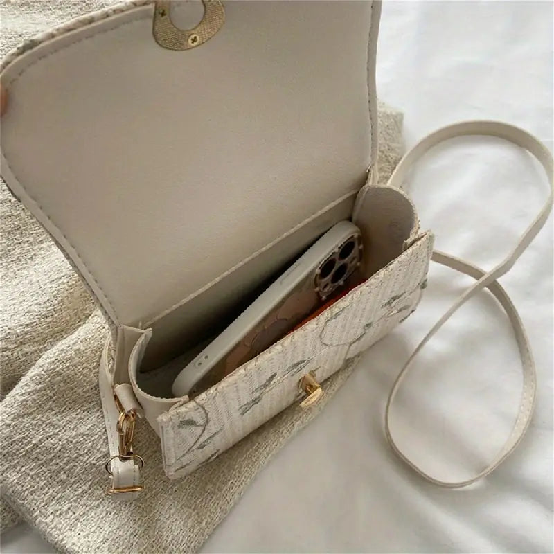 Stylish Mini Straw Crossbody Bag with Flower Lace