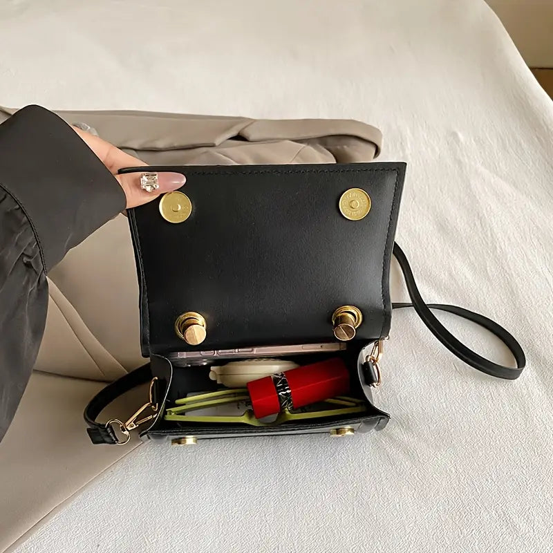 Fashionable Single Shoulder Bag - Adjustable Magnetic Closure