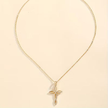 New Minimalist And Stylish Copper Necklace with Micro-Set Stones