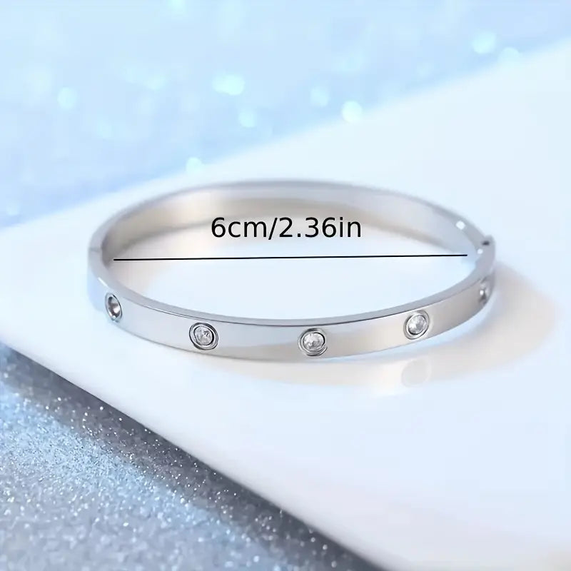 Classic Versatile Elegant Temperament Bracelet Gift Bracelet