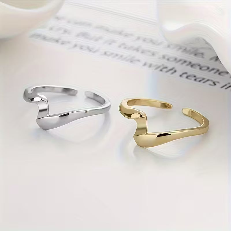 A Stylish And Minimalist Two-Tone Wrap Ring with an Adjustable Opening