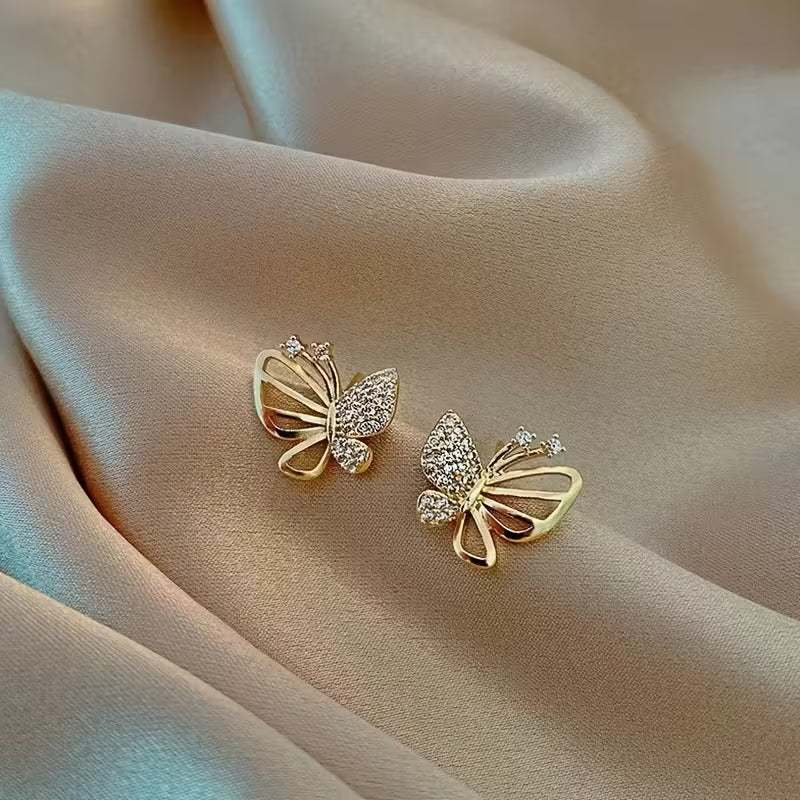 A Pair of Simple and Fashionable Butterfly-Shaped Earrings