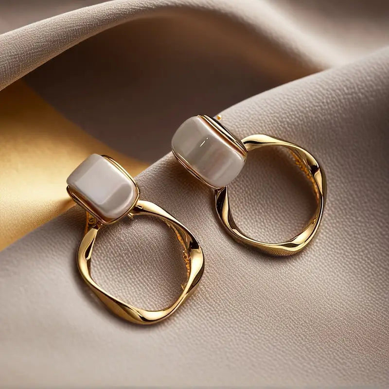 Needle Exaggerated Metal Circle Earrings - High-End Personality Trend Niche All-Match