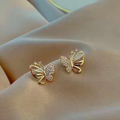 A Pair of Simple and Fashionable Butterfly-Shaped Earrings