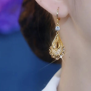 Elegant and Stylish High-End Fashionable Drop Earrings for Women