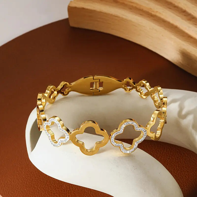 Stylish Stainless Steel Hollow Clover Bracelet, Suitable for Casual Attire