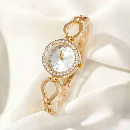 Women'S Quartz Watch with Rhinestone Accents, Round Zinc Alloy Case & Chain