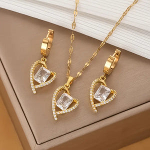 Stainless Steel Gold-Plated Cubic Zirconia Heart Earrings, Featuring a Light Luxury